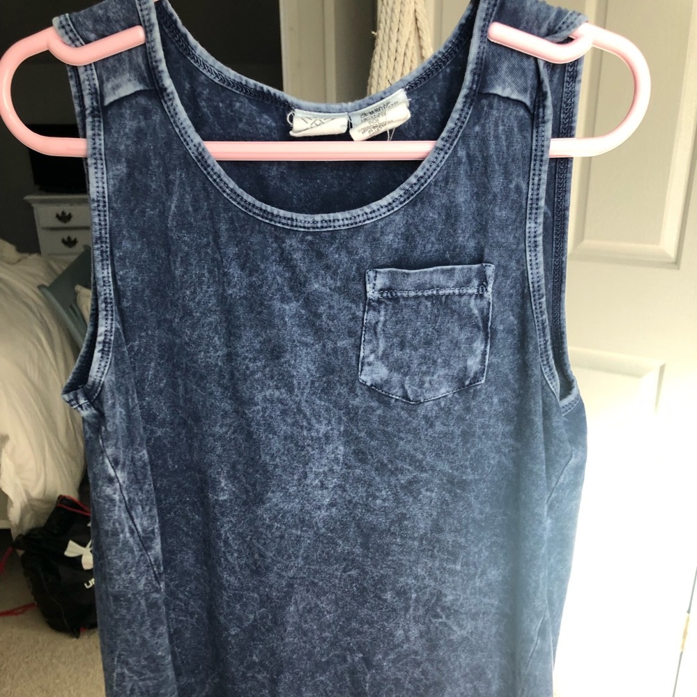 marbled blue tanktop!